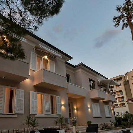 Beachfront Deluxe B&B マカルスカ エクステリア 写真