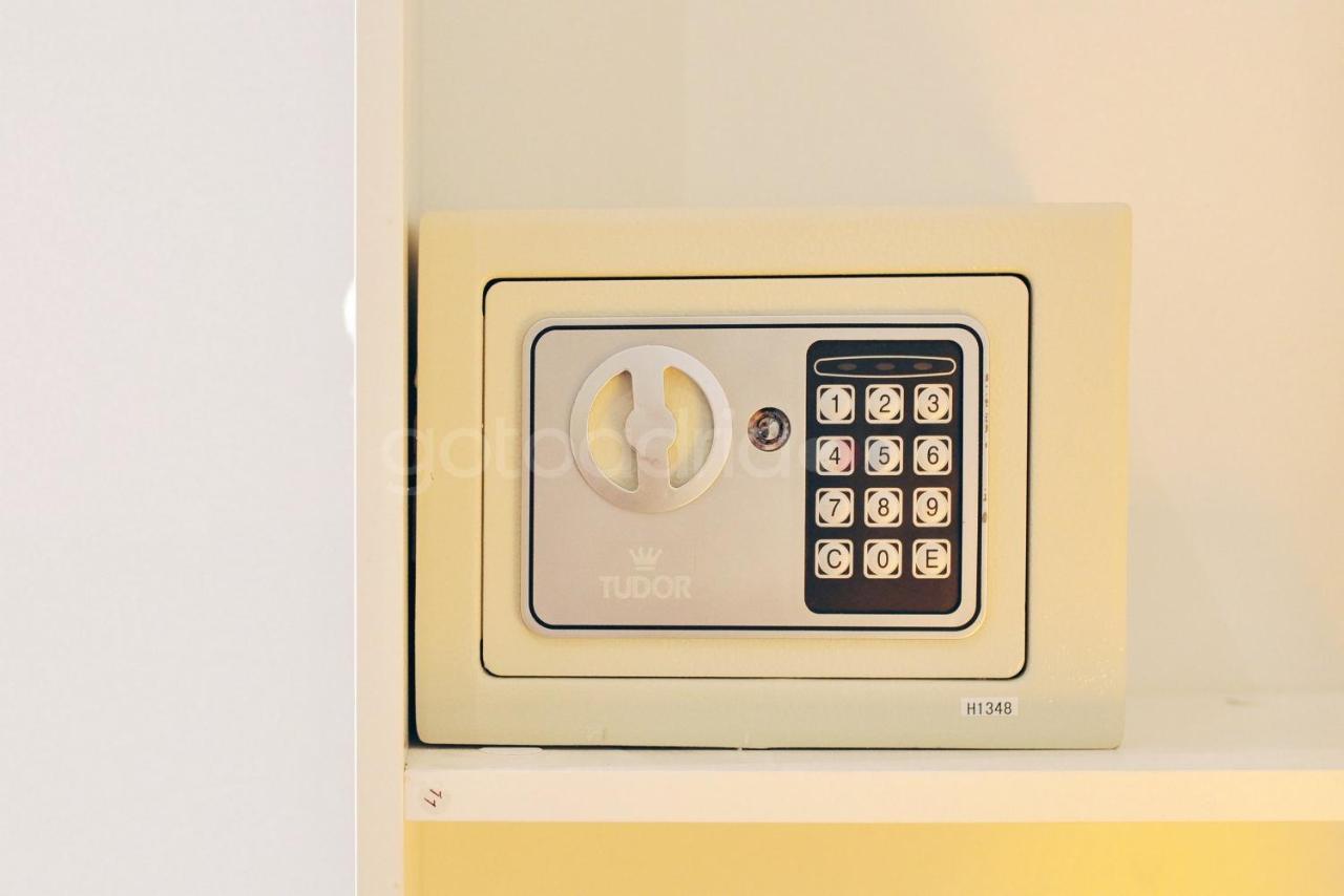 Beachfront Deluxe B&B マカルスカ エクステリア 写真